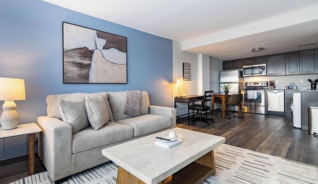 Landing | Stunning 1BD, Gym, Yoga Studio