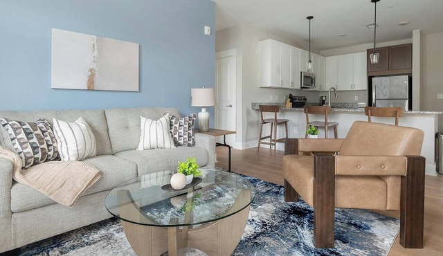 Landing | Stunning 2BD, Clubhouse, Yoga Studio