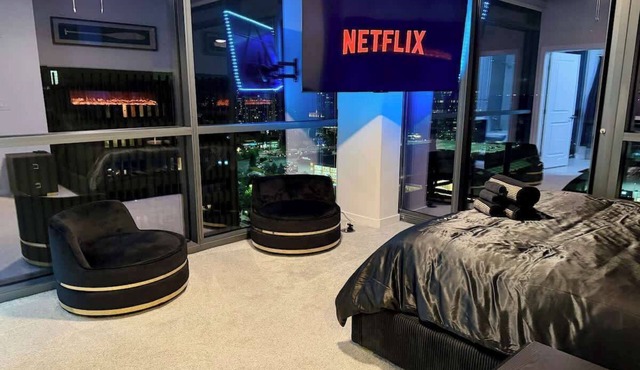 Lenox Mall - Panoramic Kingdom | Penthouse Views