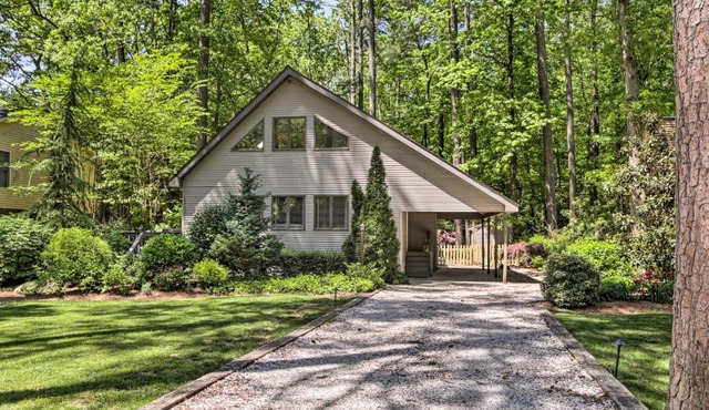 Lovely Ocean Pines House with Loft and Pool Access!