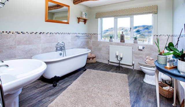 Middle Studfold Farm B&B in Settle