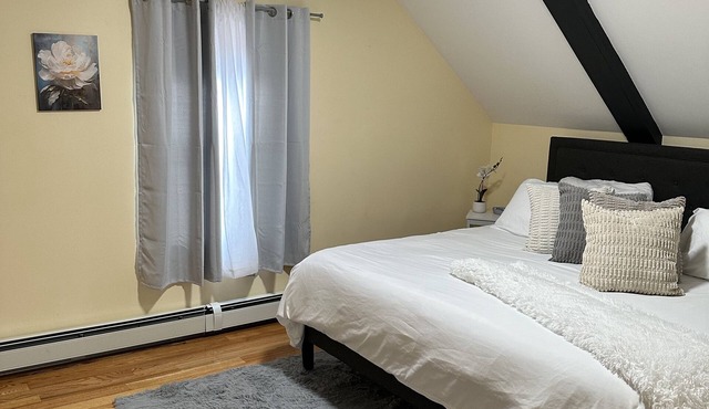 Mini cozy quiet apartment