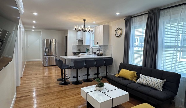 Modern 3BR/2BA Home for 8/Newly Renovated/Quiet Stay Minutes from Boston.