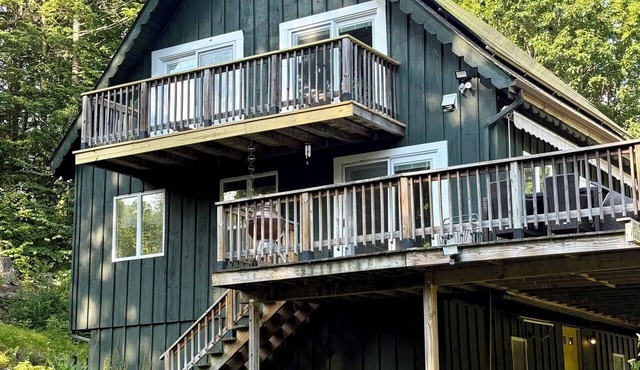 Modern Quiet Cabin Retreat