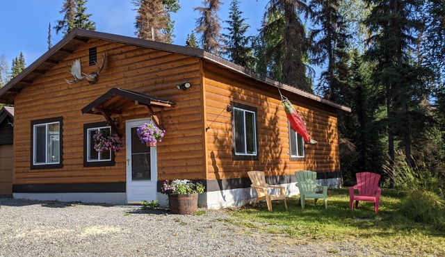 Moose Crossing Lodge - Sport Fishing Paradise - Famous Kenai River, Alaska