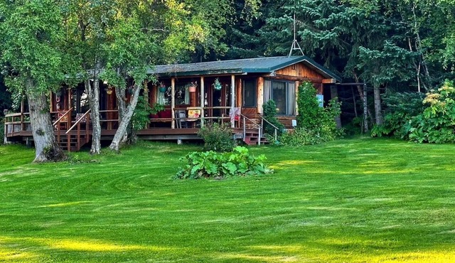 Moose Twin Cabins.