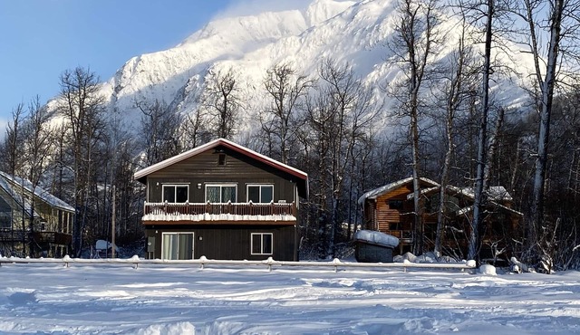 Mountain views from brand new property in quiet neighborhood!