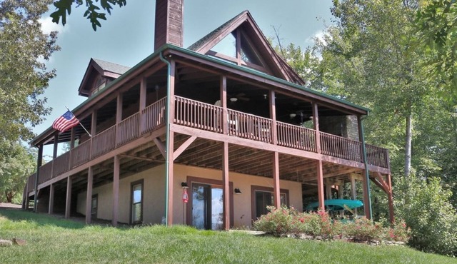 Nice Views, Lake Access, 2 Kayaks, Log Home, Paved Roads - Honey Bee Hill