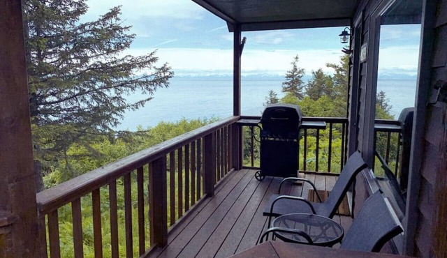 Ocean-view Cabins on the Anchor Point Bluff