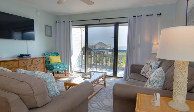 Ocean View Villa by the Sea ~ Expansive Ocean Views ~ Pet Friendly