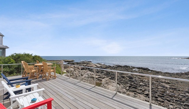 Oceanfront/BOLD Ocean views! Beach access!