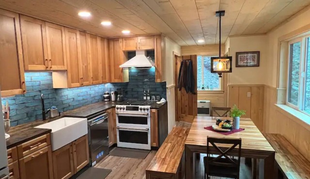 Oz Lodge: Tiehacker Chalet.