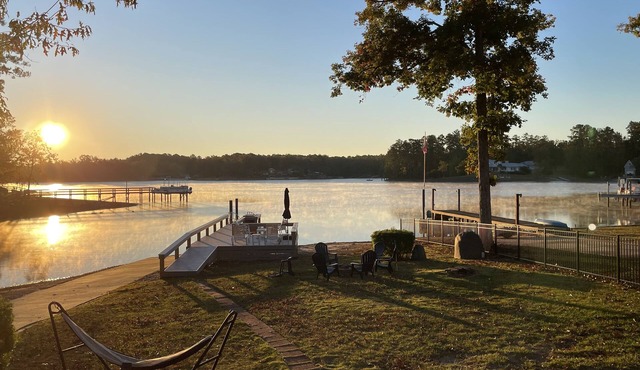 Panoramic Views, Dock w/Lounge Area & Wide Stairs into Lake, Private Boat Ramp