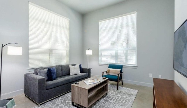 Peony At Millennium - Elegant 2 Bed Apt in Houston