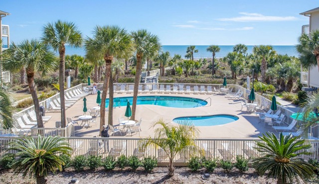 Perfect Beach & Pool View, Fun, Updated Interior, Great Location - Breakers 226