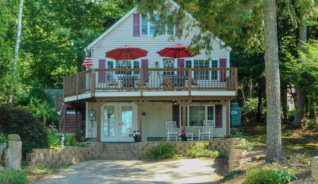 Pet-Friendly 4BR 2BA Home Near Lakes Region/Gunstock Resort