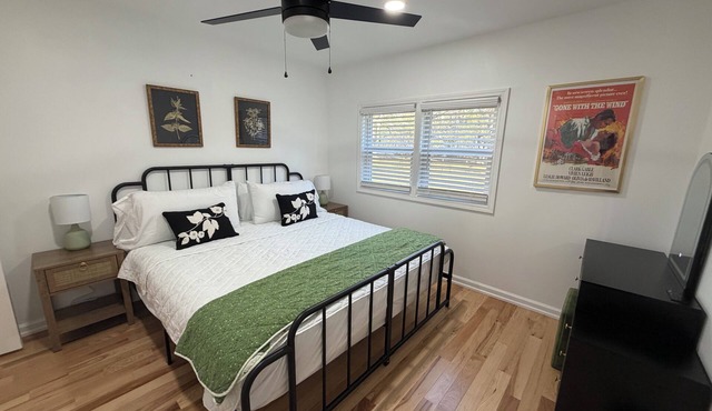 Pool Retreat Sleeps 10 Pet-Friendly