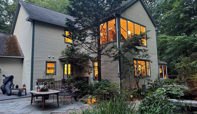 Private 1.5-Acre Luxury Retreat & Garden Oasis