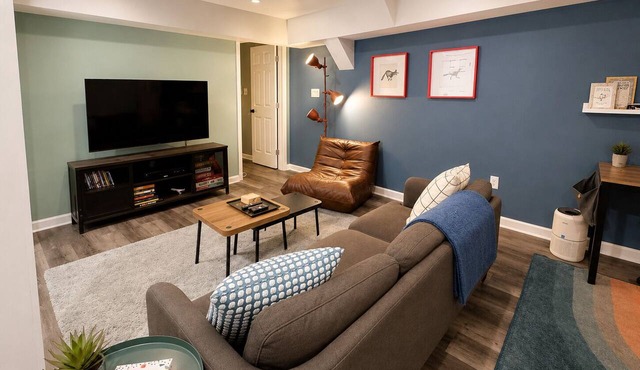 Private Basement Suite Near Truist Park & Atlanta
