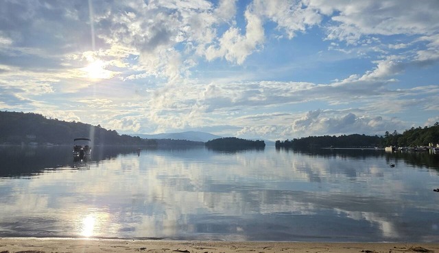 Private Newfound Lake Beach Access - Newfound Retreat