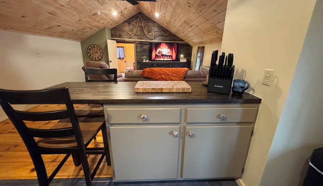 Quaint & cozy 1-bedroom apartment in beautiful Warner NH