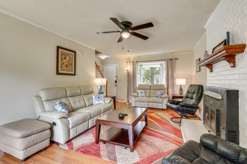 Quiet Family Home w/Yard! 9 Mi to Dtwn Greenville