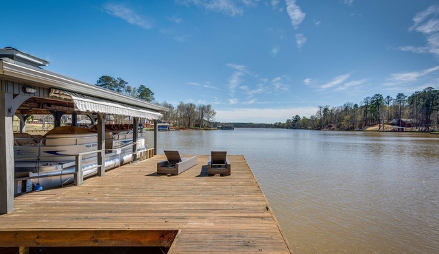 Quiet Lakefront Eatonton House w/Boat Dock!