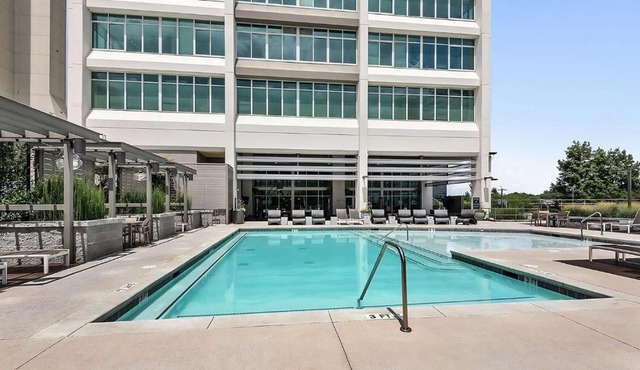 Relax Work and Stay In Style -Downtown Atlanta