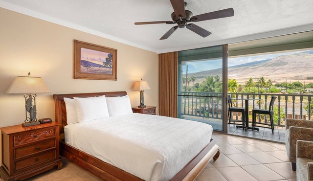 Relaxing Beachfront Studio Retreat – Lahaina Shores 324 in Lahaina