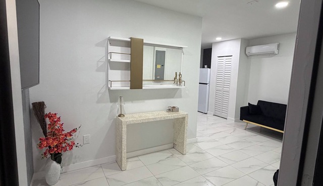 Relaxing Studio Just Minutes from Weeki Wachee Springs