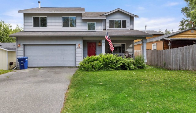 Retreat to Hidden Gem near the Airport & Kincaid Park - Modern and spacious