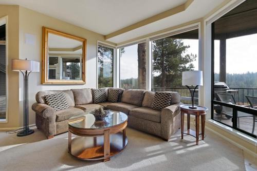 River Ridge 330A - Meredith Lodging