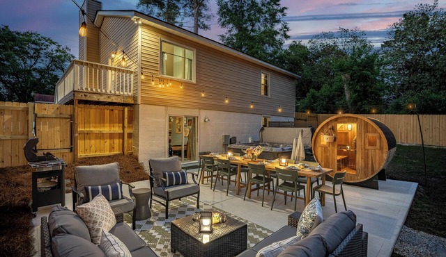 River & Rose Landing-Spa, Sauna, Karaoke Room, Firepit, Sleeps 14