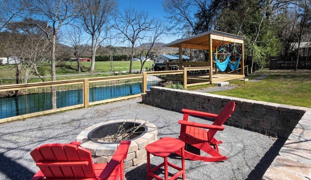 Riverfront Barndominium, Incredible Outdoor Space!