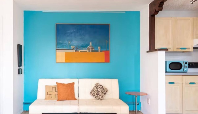 Santa Fe Retreat w/Pool, Gym & Trails