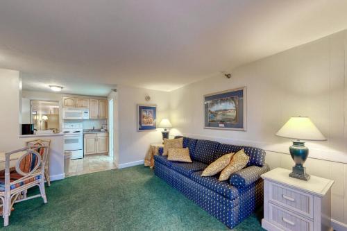 Seafarer Resort-Unit 107 in Ogunquit