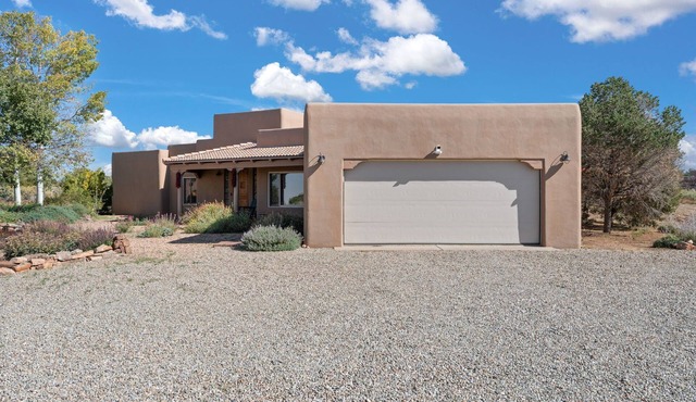 Secluded Retreat 2.5 Acres of Peace