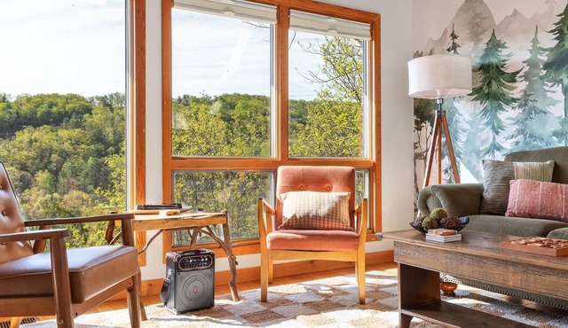 Sky Mountain Chalet/Bryce Views/Ski, Bike, & Golf in Basye