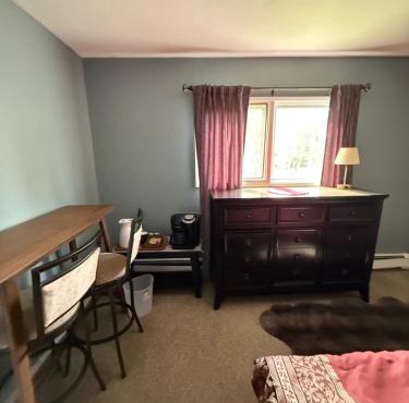 South Anchorage Marmot Nest home stay with shared bathroom