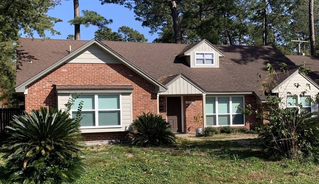Spacious 3BR/2BA Home Near Galveston Cruise Port, NASA & Houston