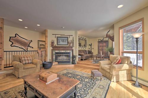 Spacious Angel Fire Cabin < 4 Miles to Resort!