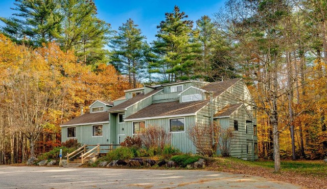 Spacious Bartlett Condo w/Balconies & Pool!