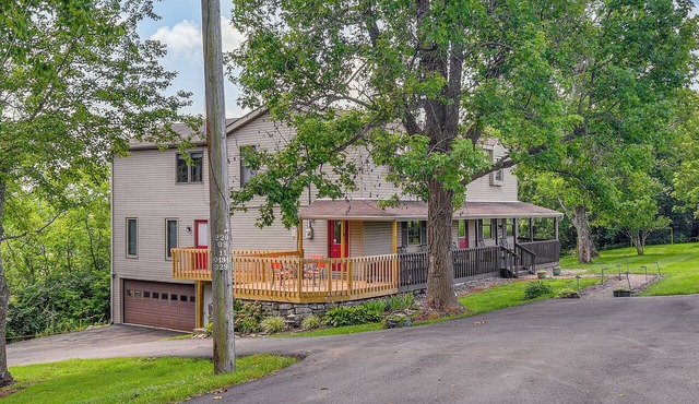 Sprawling Bluegrass Country Retreat Near Danville!