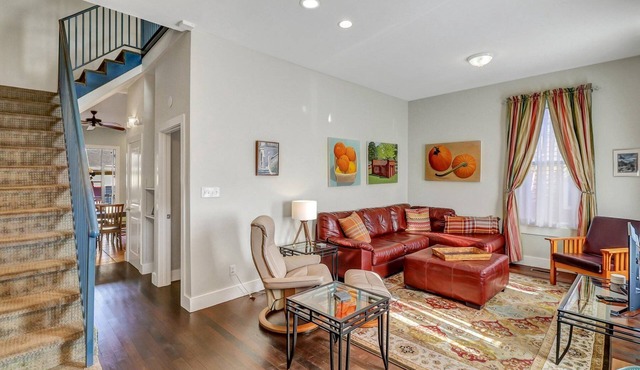 Sprawling Townhome w/Private Courtyard + Parking by Lucky Savannah