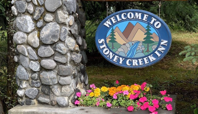 Stoney Creek Inn