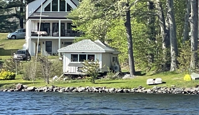 Studio apartment Maine Lake Cobbessee Fishing Swimining boating
