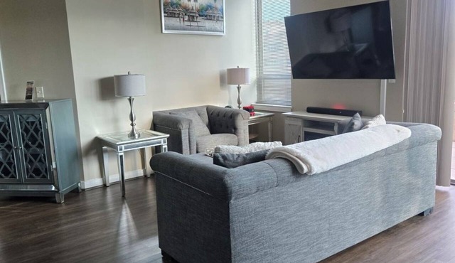 Stunning Arlington Condo with Balcony & Views Near Pentagon City in Arlington
