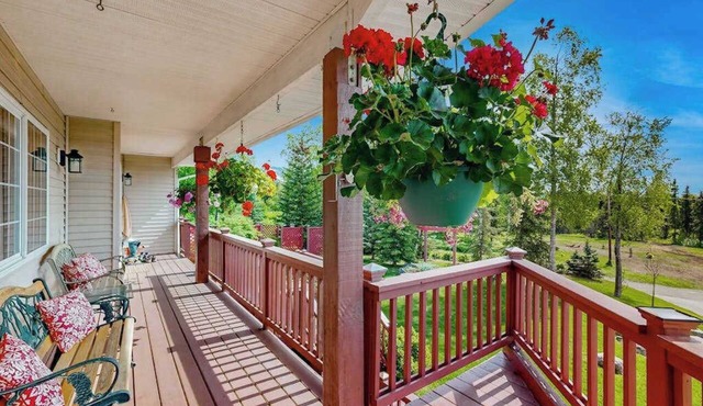 Sundance Retreat | South Anchorage Flat | Hot Tub