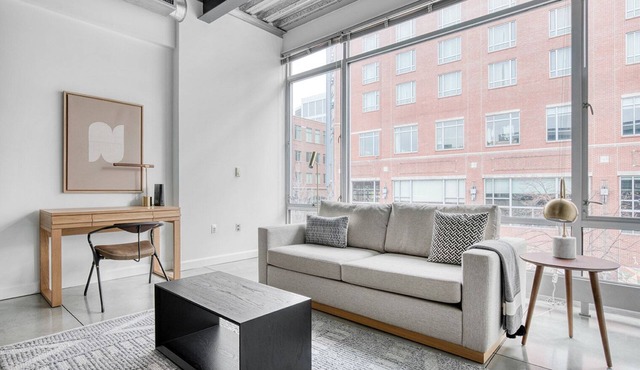 Sunny Central Square Jr 1BR w/W/D & Gym, nr Central T, by Blueground