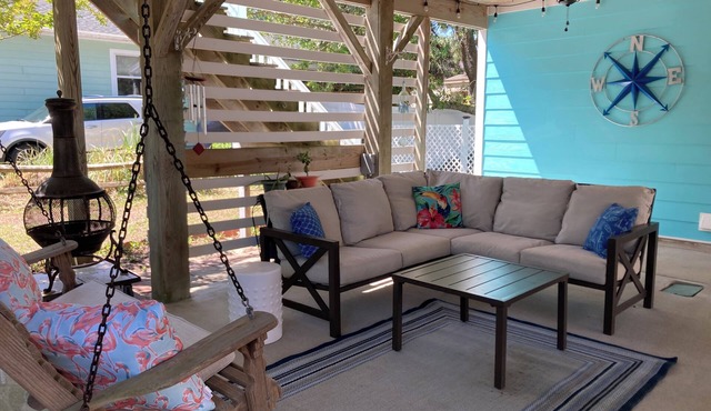 Sunset Strolls: 2BR/1BA, 5 min to beach, dog-friendly, MP7 Kill Devil Hills in Kill Devil Hills